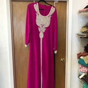 Pink pearl beaded kaftan abaya thobe
